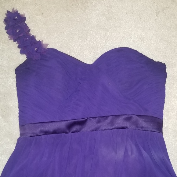 BRIDESMAID DRESS - Picture 2 of 4